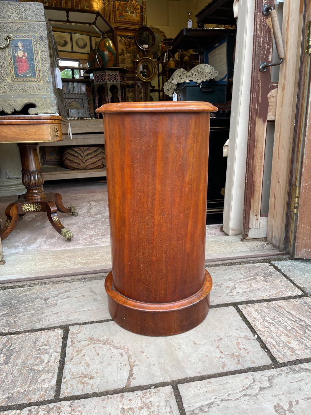 Victorian cylindrical pot cupboard  View V