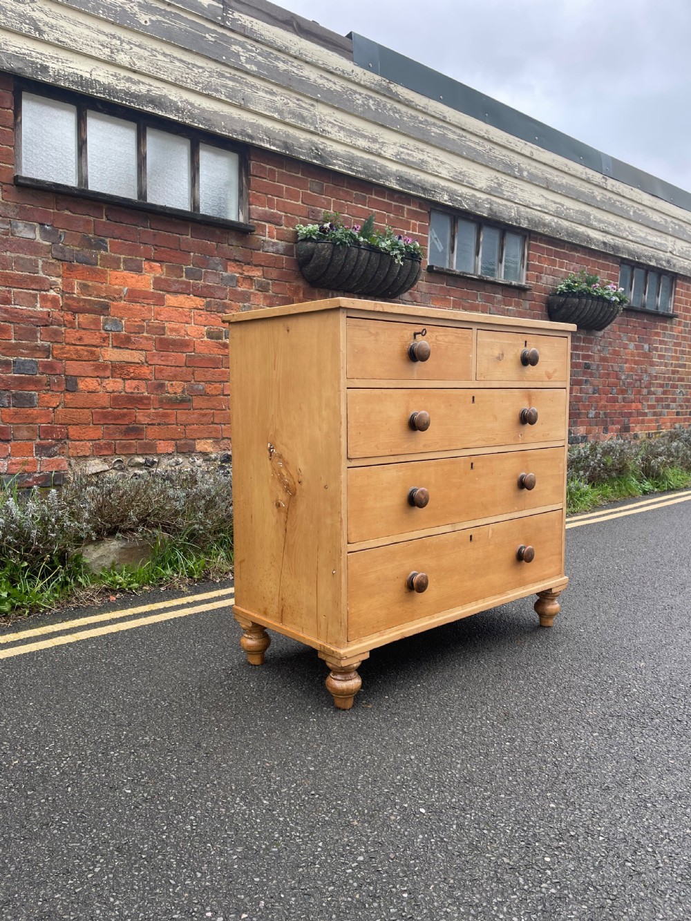 Victorian pine chest  View II