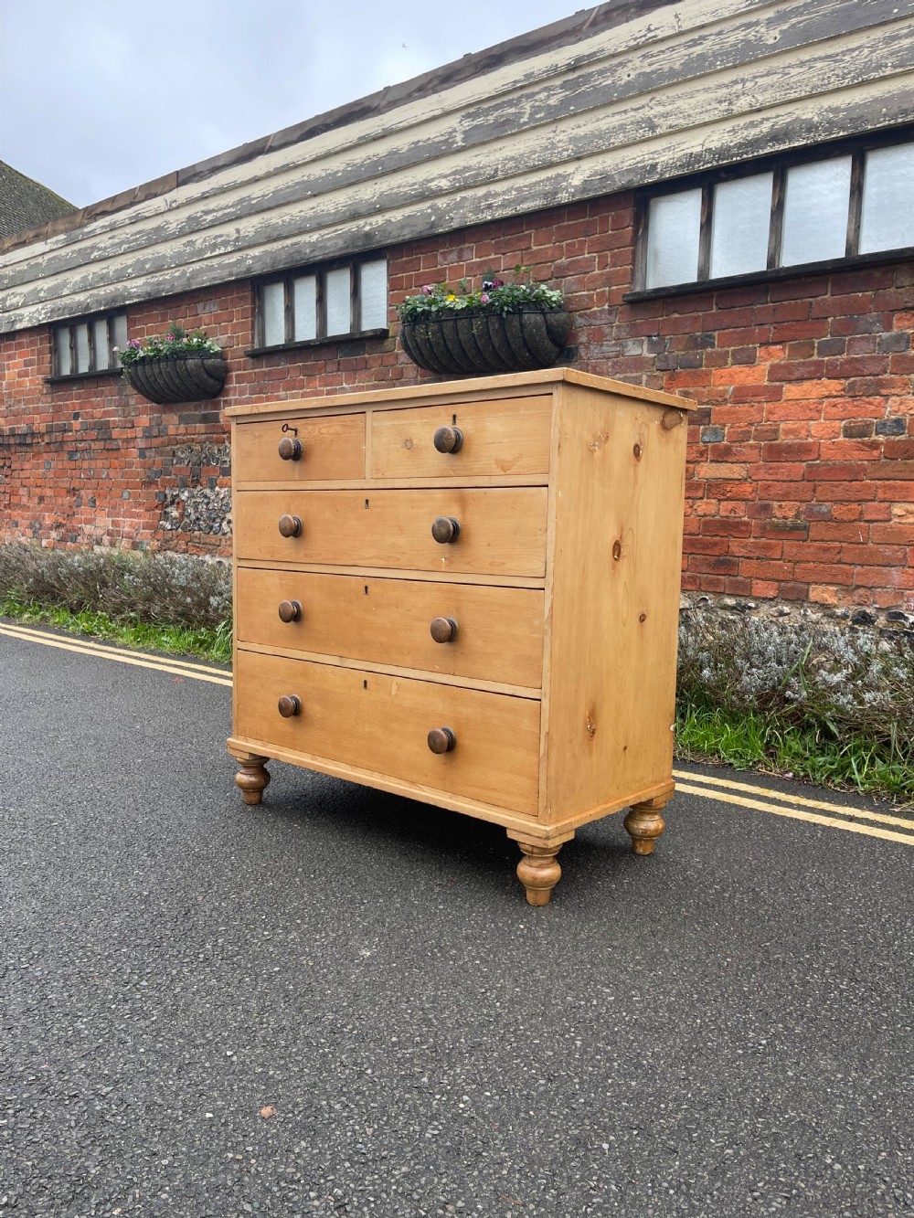 Victorian pine chest  View VII