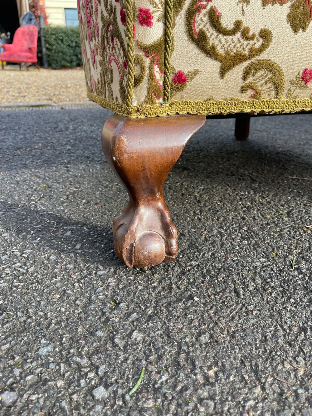 Barrel back armchair  View III