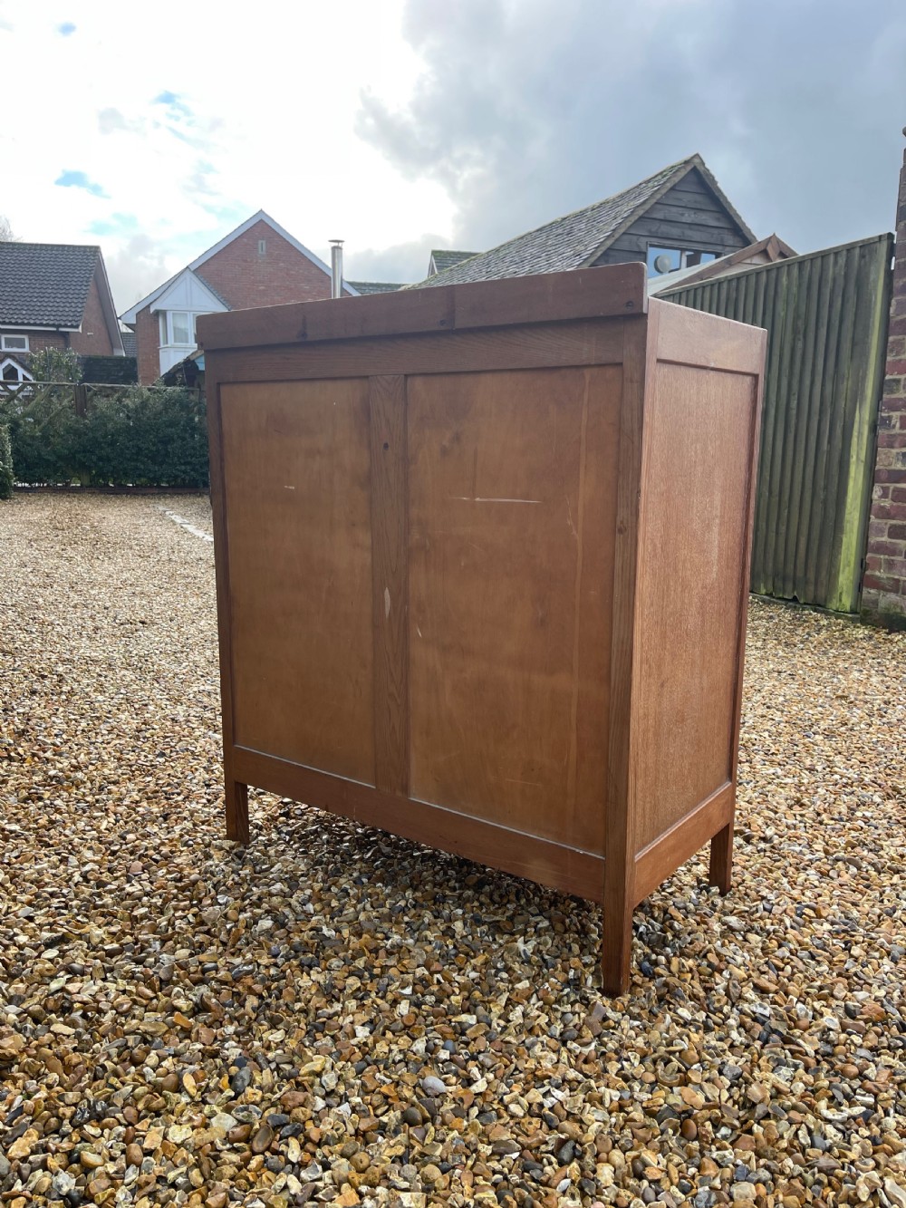 Heals oak chest of drawers  View VII