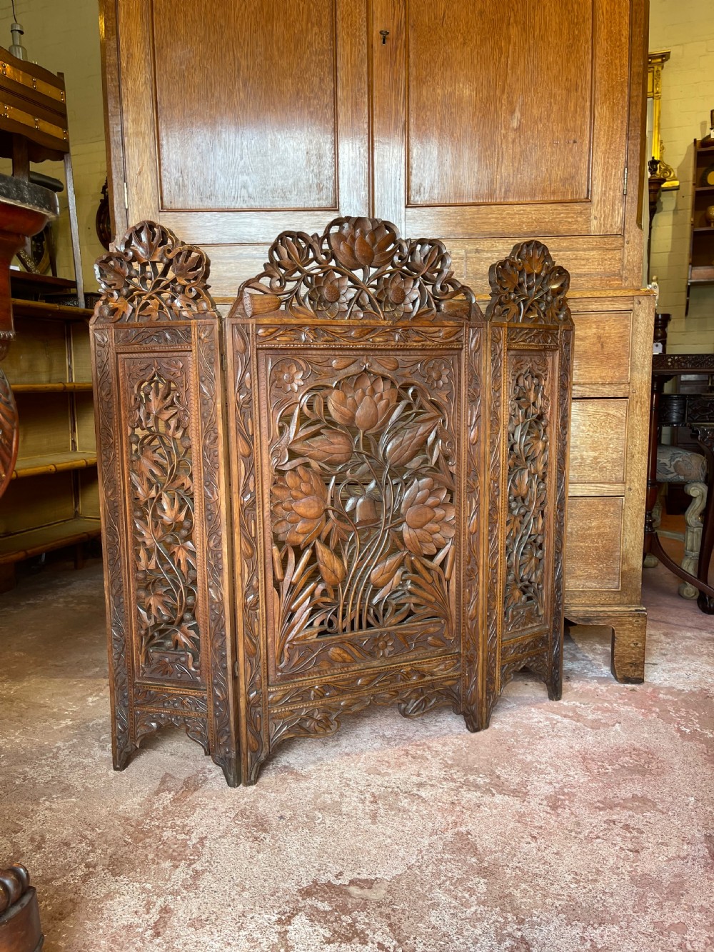 Kashmiri walnut screen 