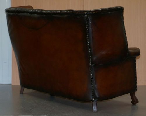 RARE CIRCA 1860 HUGE VICTORIAN BROWN LEATHER BARREL BACK SUITE SOFA ARMCHAIR - ADDITIONAL PHOTO 6