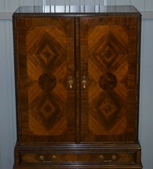 EXQUISITE LIBERTY'S OF LONDON BURR WALNUT DRINKS CABINET WITH SLIDING SHELVES - ADDITIONAL PHOTO 1