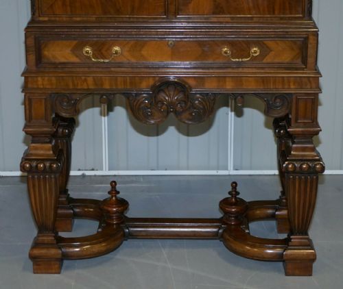 EXQUISITE LIBERTY'S OF LONDON BURR WALNUT DRINKS CABINET WITH SLIDING SHELVES - ADDITIONAL PHOTO 3