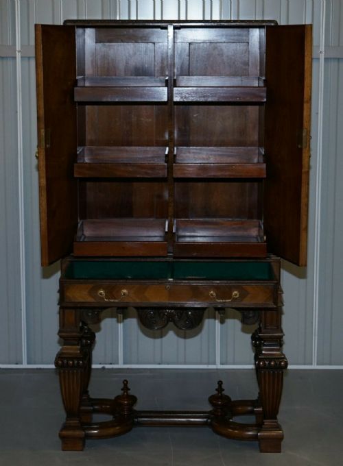 EXQUISITE LIBERTY'S OF LONDON BURR WALNUT DRINKS CABINET WITH SLIDING SHELVES - ADDITIONAL PHOTO 9
