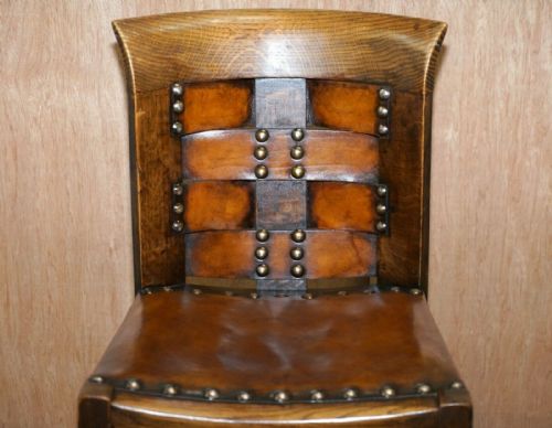 ORIGINAL SUITE OF FOUR GEORGE HENRY WALTON ARTS CRAFTS OAK LEATHER CHAIRS 4 - ADDITIONAL PHOTO 3