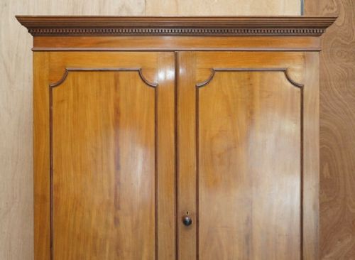 ORIGINAL ANTIQUE FULLY STAMPED HOWARD SON'S BERNERS STREET MAHOGANY WARDROBE - ADDITIONAL PHOTO 6