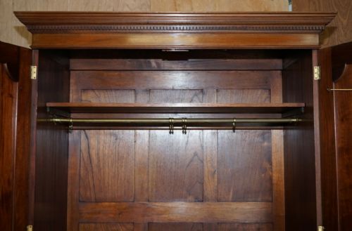 ORIGINAL ANTIQUE FULLY STAMPED HOWARD SON'S BERNERS STREET MAHOGANY WARDROBE - ADDITIONAL PHOTO 9
