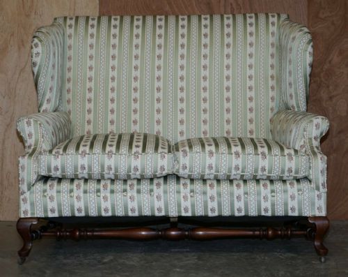 VICTORIAN HOWARD SONS TICKING FABRIC UPHOLSTERED DOUBLE WINGBACK SOFA ARMCHAIR - ADDITIONAL PHOTO 3