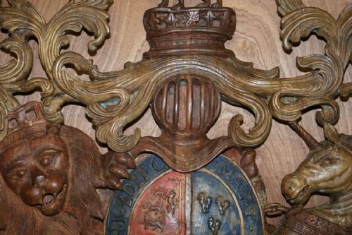 ROYAL CIRCA 17071714 HAND CARVED POLYCHROME PAINTED ARMORIAL CREST COAT OF ARMS - ADDITIONAL PHOTO 5