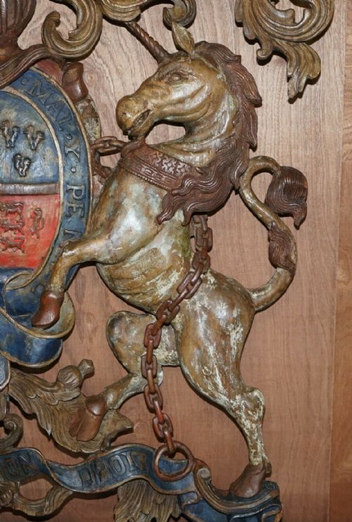 ROYAL CIRCA 17071714 HAND CARVED POLYCHROME PAINTED ARMORIAL CREST COAT OF ARMS - ADDITIONAL PHOTO 9