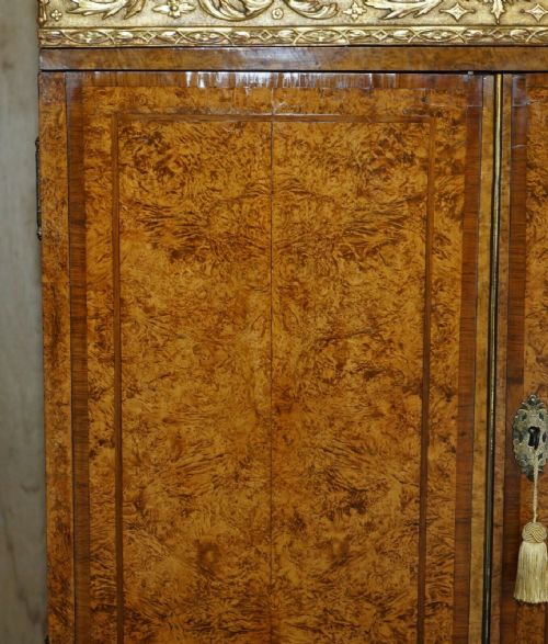 IMPORTANT ANTIQUE GEORGE II CIRCA 1740 MULBERRY WOOD GILTWOOD DRINKS CABINET - ADDITIONAL PHOTO 6