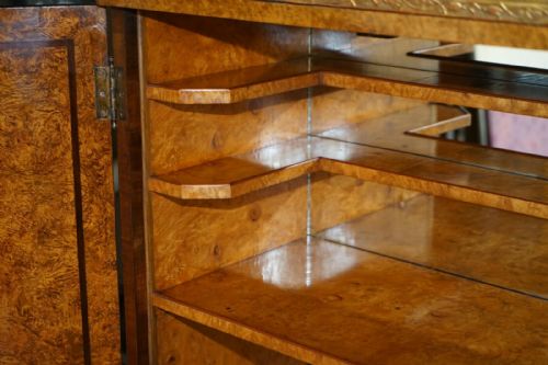 IMPORTANT ANTIQUE GEORGE II CIRCA 1740 MULBERRY WOOD GILTWOOD DRINKS CABINET - ADDITIONAL PHOTO 8