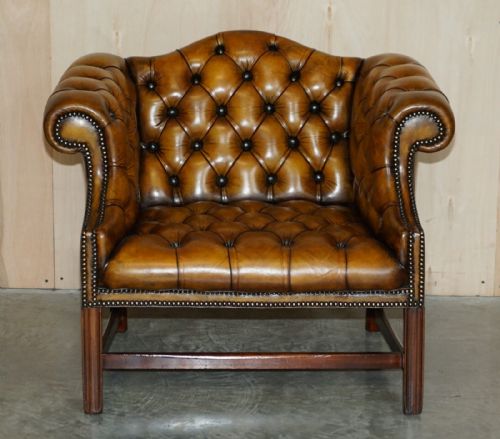 ANTIQUE RESTORED BROWN LEATHER CHESTERFIELD LIBRARY ARMCHAIRS SOFA STOOL SUITE - ADDITIONAL PHOTO 4