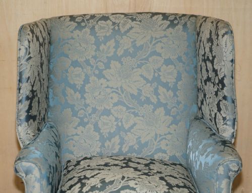 IMPORTANT ANTIQUE CIRCA 1820 THOMAS CHIPPENDALE HAND CARVED WINGBACK ARMCHAIR - ADDITIONAL PHOTO 3