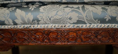 IMPORTANT ANTIQUE CIRCA 1820 THOMAS CHIPPENDALE HAND CARVED WINGBACK ARMCHAIR - ADDITIONAL PHOTO 7
