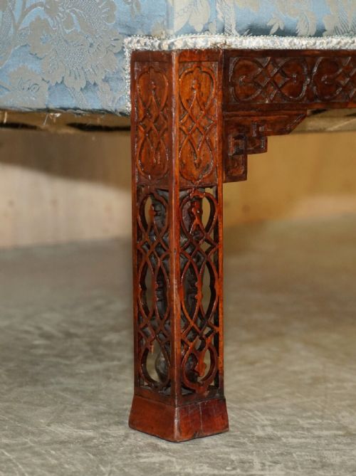 IMPORTANT ANTIQUE CIRCA 1820 THOMAS CHIPPENDALE HAND CARVED WINGBACK ARMCHAIR - ADDITIONAL PHOTO 8