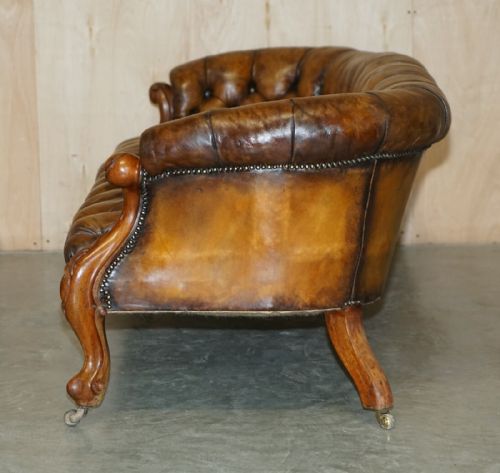 ANTIQUE VICTORIAN 1860 SHOW FRAME CARVED WALNUT CHESTERFIELD BROWN LEATHER SOFA - ADDITIONAL PHOTO 11