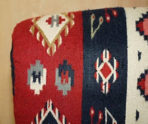 RARE ORIGINAL VICTORIAN HOWARD SONS BRIDGEWATER ARMCHAIR WITH KILIM UPHOLSTERY - ADDITIONAL PHOTO 5