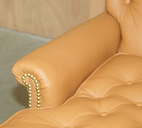 SUPER RARE HOWARD SON'S FULLY RESTORED CHESTERFIELD BROWN LEATHER ARMCHAIR - ADDITIONAL PHOTO 6