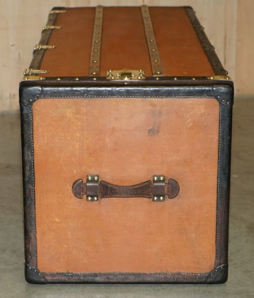 FULLY RESTORED ANTIQUE 1910 LOUIS VUITTON STAMPED SIGNED MALLE PENDERIE TRUNK - ADDITIONAL PHOTO 11