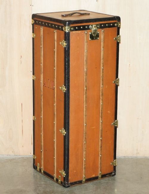 FULLY RESTORED ANTIQUE 1910 LOUIS VUITTON STAMPED SIGNED MALLE PENDERIE TRUNK - ADDITIONAL PHOTO 21