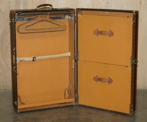 RRP 55000 FULLY RESTORED ANTIQUE LOUIS VUITTON STAMPED MONOGRAM WARDROBE TRUNK - ADDITIONAL PHOTO 14