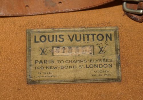 RRP 55000 FULLY RESTORED ANTIQUE LOUIS VUITTON STAMPED MONOGRAM WARDROBE TRUNK - ADDITIONAL PHOTO 15