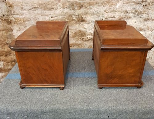A PAIR OF ADAPTED TABLETOP CHESTS - ADDITIONAL PHOTO 4
