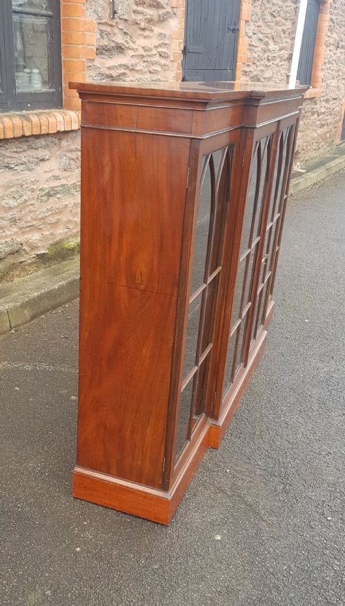 VICTORIAN MAHOGANY LIBRARY BOOKCASE - ADDITIONAL PHOTO 5