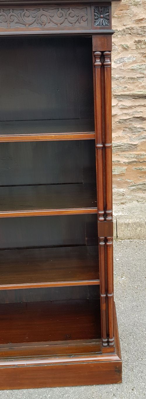 VICTORIAN MAHOGANY CHIPPENDALE STYLE BOOKCASE - ADDITIONAL PHOTO 2