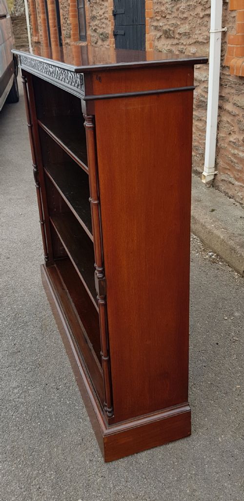 VICTORIAN MAHOGANY CHIPPENDALE STYLE BOOKCASE - ADDITIONAL PHOTO 5