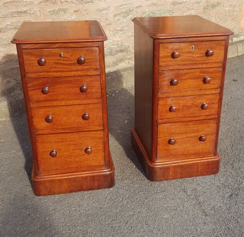 PAIR OF VICTORIAN MAHOGANY BEDSIDE CABINETS - ADDITIONAL PHOTO 2