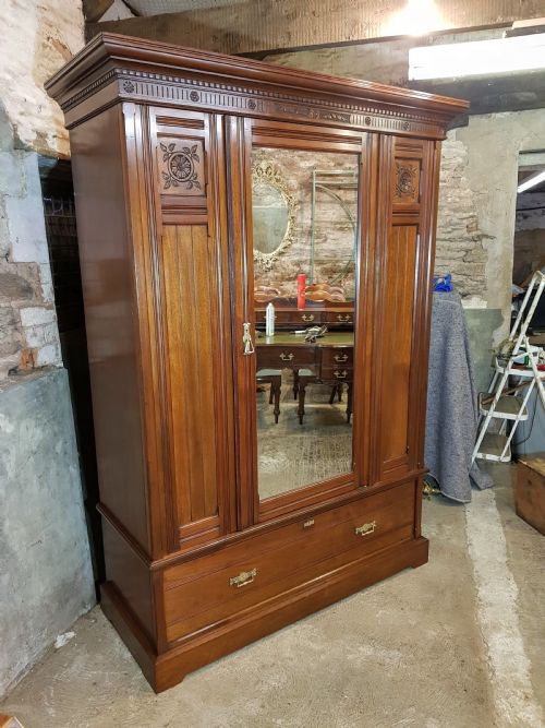 VICTORIAN WALNUT ARTS AND CRAFTS WARDROBE - ADDITIONAL PHOTO 8