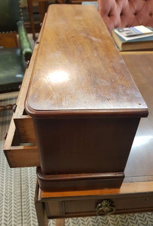 VICTORIAN MAHOGANY TABLE TOP CHEST - ADDITIONAL PHOTO 4
