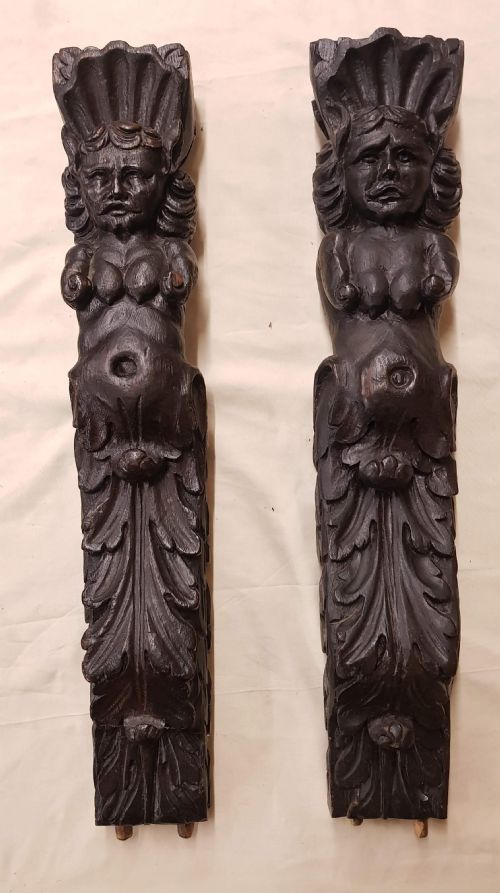 PAIR OF CARVED OAK 18TH CENTURY CARYATID FIGURES - ADDITIONAL PHOTO 1