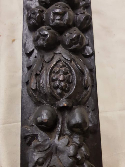 PAIR OF 18TH CENTURY CARVED OAK STILES - ADDITIONAL PHOTO 5