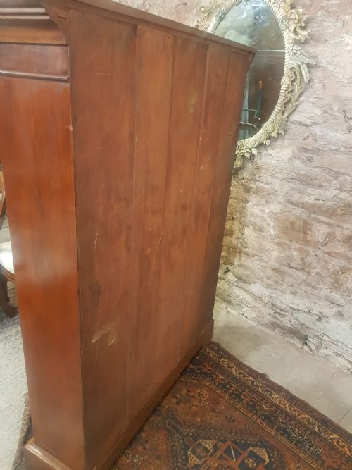 VICTORIAN MAHOGANY OPEN BOOKCASE - ADDITIONAL PHOTO 3