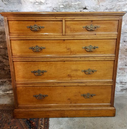 VICTORIAN OAK CHEST OF DRAWERS - ADDITIONAL PHOTO 1