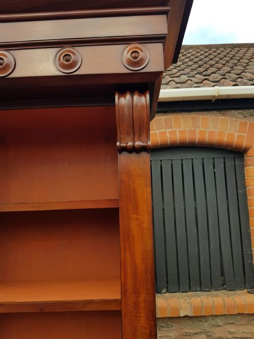 VICTORIAN MAHOGANY BREAKFRONT BOOKCASE - ADDITIONAL PHOTO 2