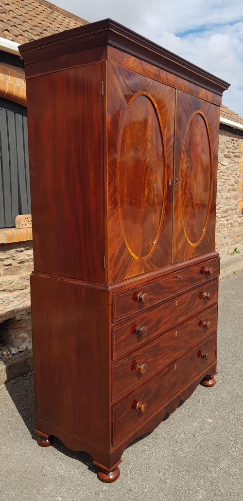 REGENCY MAHOGANY INLAID CHANNEL ISLAND LINEN PRESS - ADDITIONAL PHOTO 2