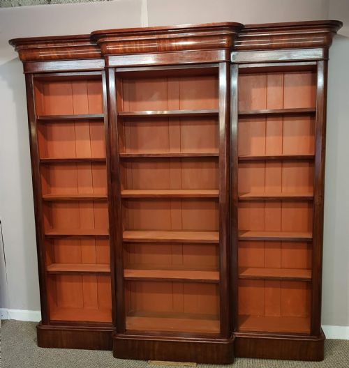 victorian mahogany breakfront bookcase - CATEGORY: ANTIQUE BOOKCASES - DATED VICTORIAN