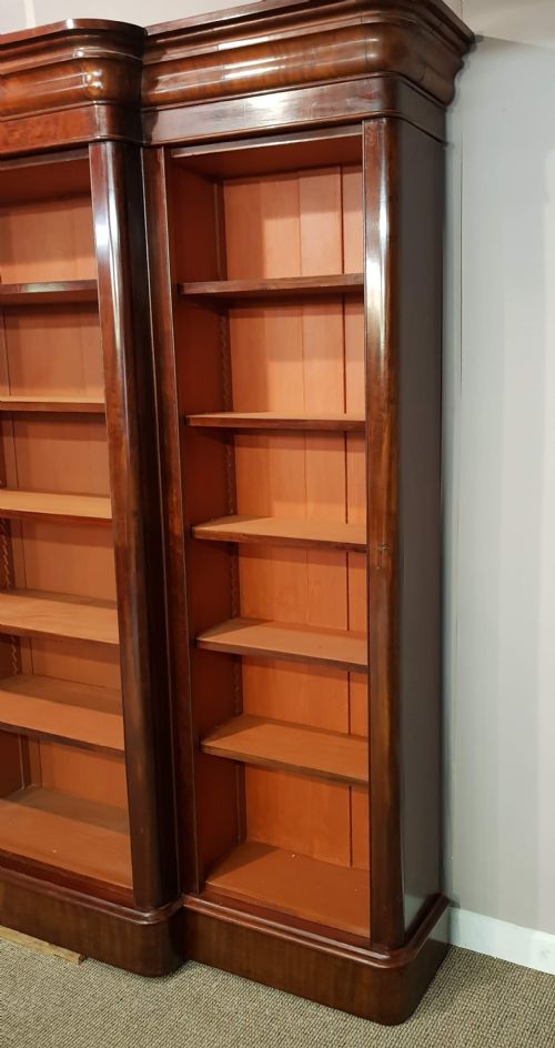VICTORIAN MAHOGANY BREAKFRONT BOOKCASE - ADDITIONAL PHOTO 5