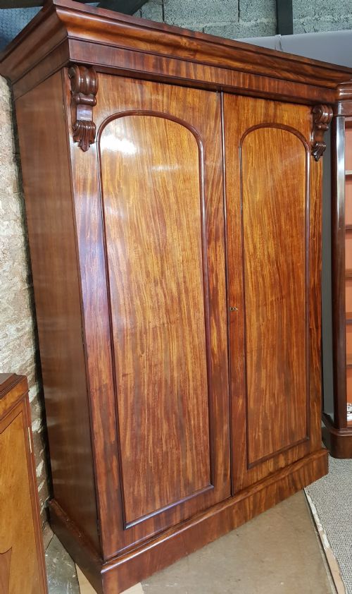 VICTORIAN MAHOGANY TWO DOOR WARDROBE - ADDITIONAL PHOTO 1