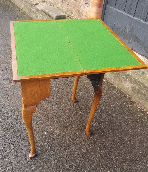 1920S FIGURED WALNUT CARD TABLE OR CONSOLE TABLE - ADDITIONAL PHOTO 4