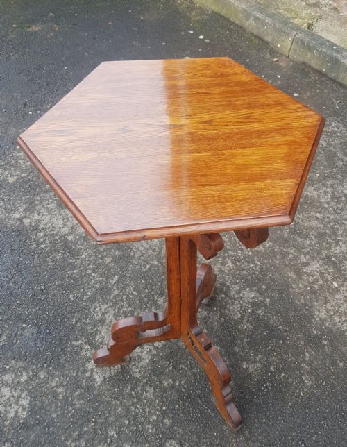 VICTORIAN OAK ARTS AND CRAFTS FOLDING LAMP TABLE - ADDITIONAL PHOTO 1