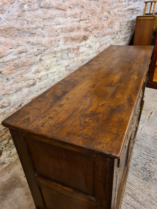 GEORGIAN ELM AND OAK DRESSER BASE - ADDITIONAL PHOTO 3