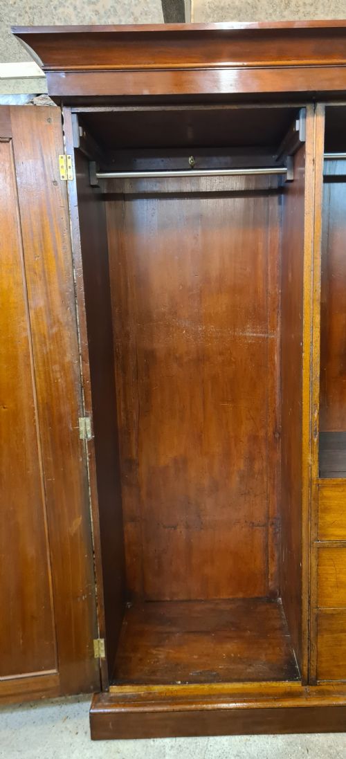 VICTORIAN MAHOGANY TWO DOOR WARDROBE - ADDITIONAL PHOTO 3