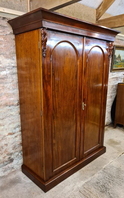 VICTORIAN MAHOGANY TWO DOOR WARDROBE - ADDITIONAL PHOTO 7